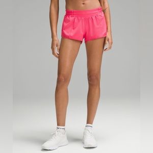 NWOT Lululemon Hotty-Hot Low Rise Lined Short 2.5” - Lip Gloss